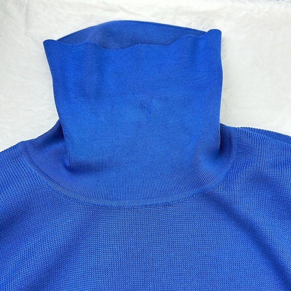 Carlisle Sport Silk Turtleneck Knit Sweater - Picture 7 of 9
